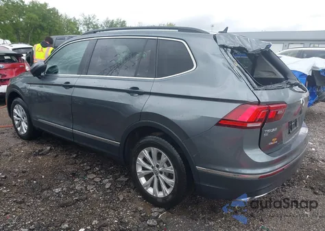 2018 Volkswagen Tiguan z USA, uszkodzony, nr VIN 3VV3B7AX6JM213577